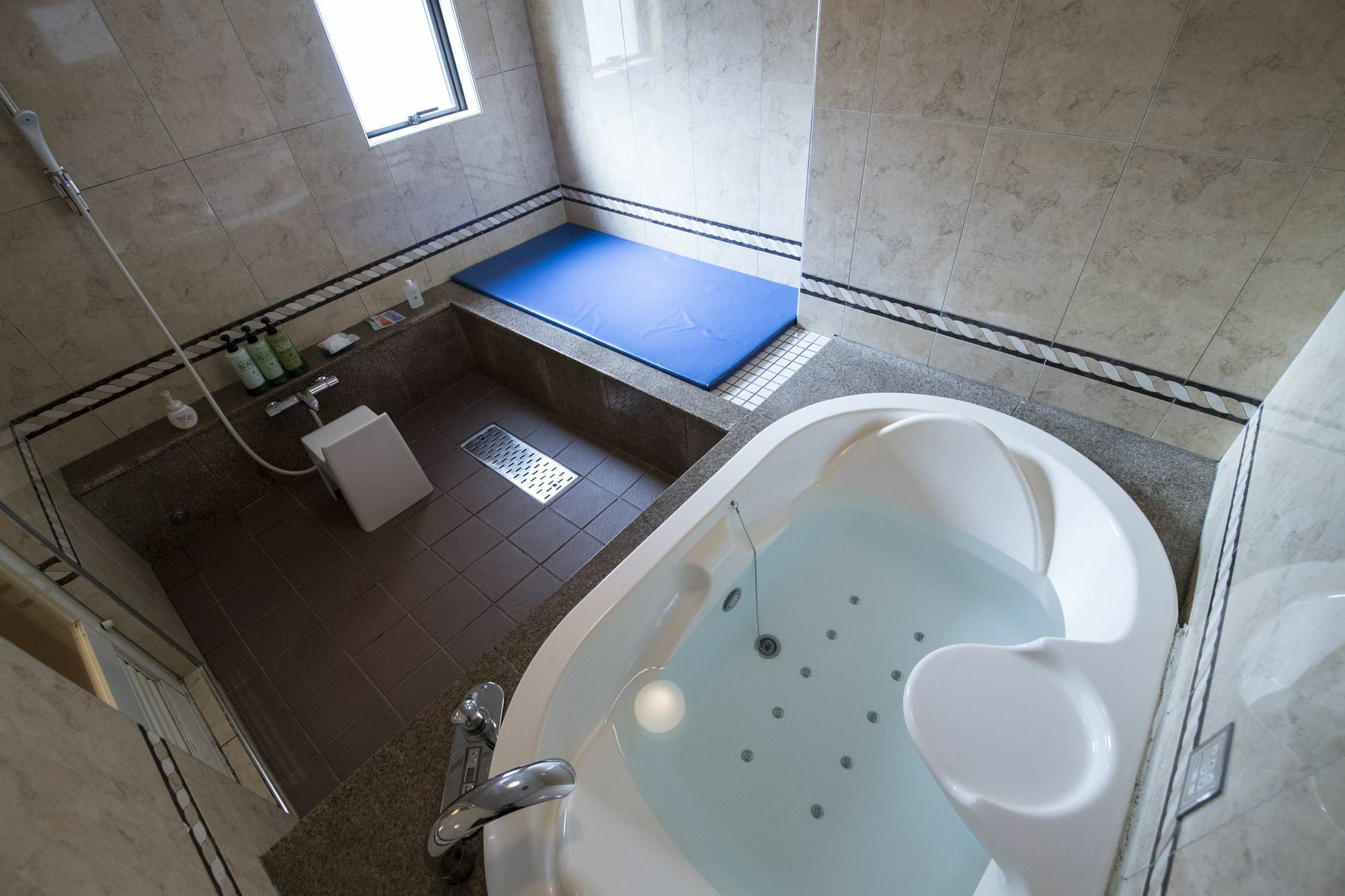Love hôtel Atlas Shinkabukicho (adults Only)